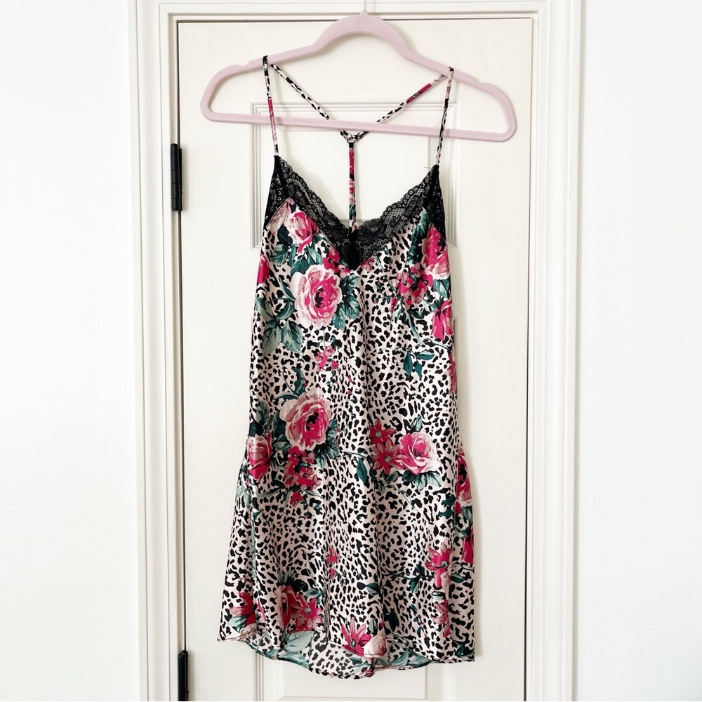 New ⭐️ IN BLOOM by JONQUIL satin & lace chemise slip size medium